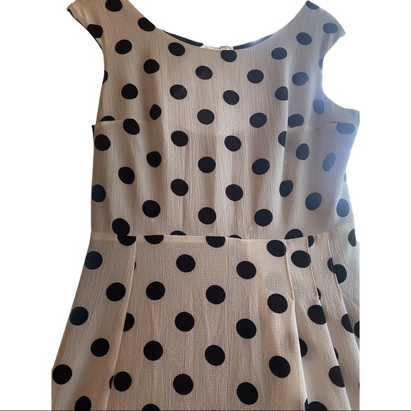 Polka Dot Dress made in Canada - Picture 2 of 7
